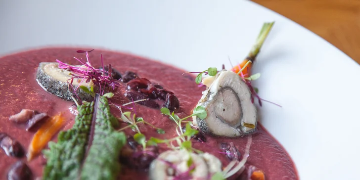 4-chodové degustačné menu pre 2 osoby od executive chefa Daniela Hrivňáka a Tomáša Bakaia