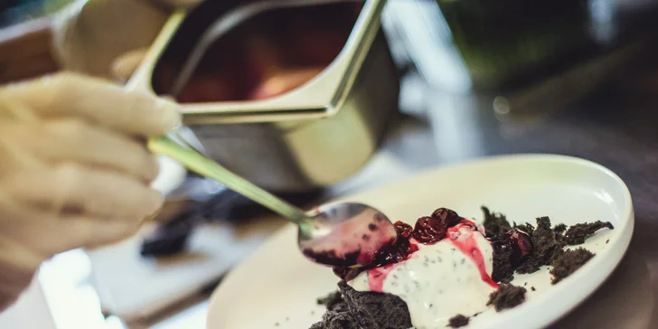 4-chodové degustačné menu pre 2 osoby od executive chefa Daniela Hrivňáka a Tomáša Bakaia
