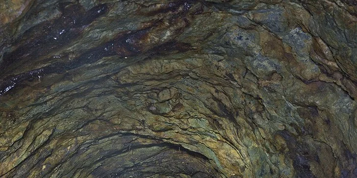 Zážitkový vstup pre páry alebo rodiny do Slovenských opálových baní