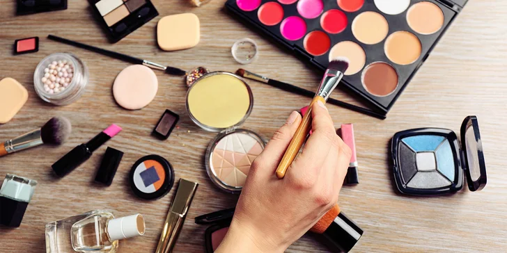 Kurz líčenia s kozmetikou Mary Kay + produkty podľa vlastného výberu