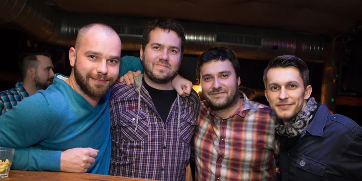 Silvestrovská party na na lodi! Žúr na Dunaji aj s DJom, barom a občerstvením!