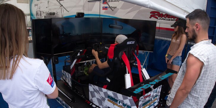 Zajazdite si s profesionálnymi pilotmi v nadupaných BMW na Slovakia ringu, možnosť vyskúšať i profi simulátor!