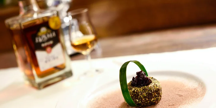Luxusné 6-chodové degustačné menu pre 2 od executive chefa Ladislava Botoša v Pressburg restaurant na Dunaji