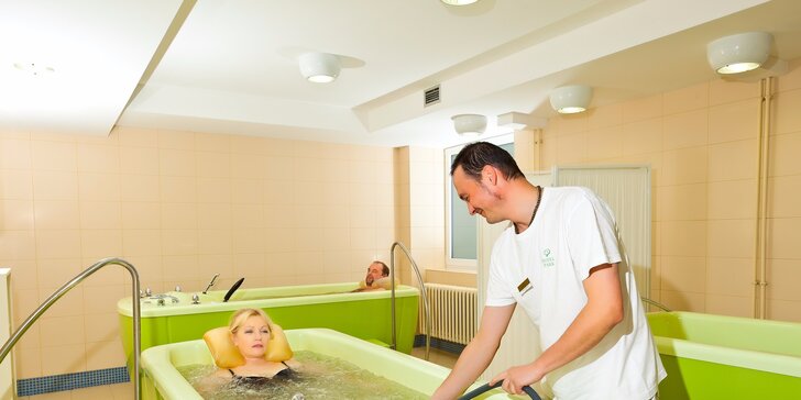 Trojdňový alebo týždňový Kúpeľný & Wellness pobyt s liečivými procedúrami v hoteli Park**** Piešťany