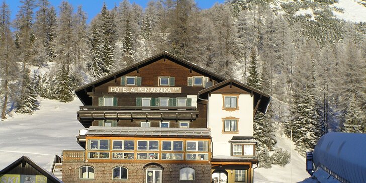 Lyžiarska dovolenka v rakúskych Alpách v hoteli priamo na svahu s polpenziou a saunou. Len 3,5 hod. od Bratislavy!