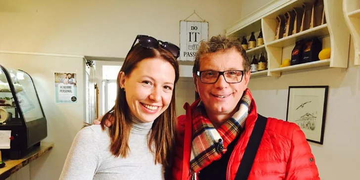 Káva s koláčom od Masterchefky Michaely Králikovej