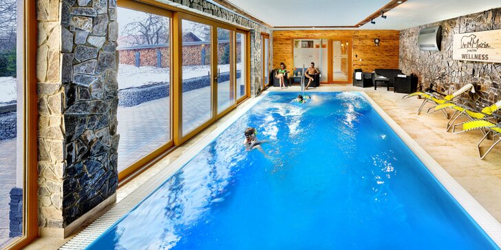 Resort Mária*** v Nízkych Tatrách s wellness a vyhrievaným bazénom