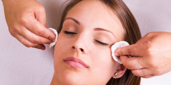 Hĺbkové čistenie pleti so skin scrubberom a klasickou masážou tváre