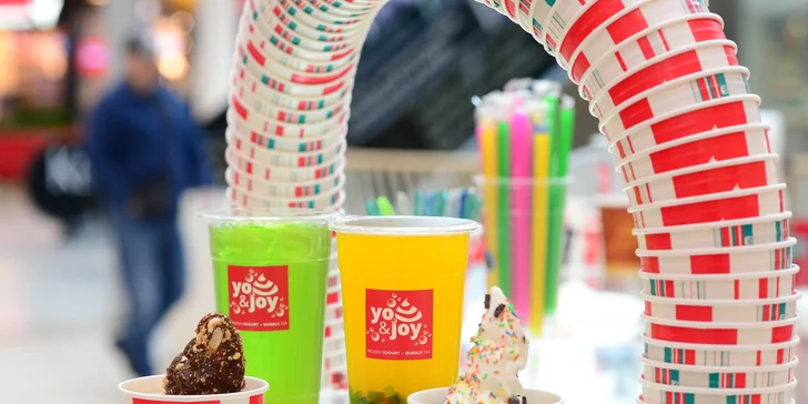 YO&JOY Frozen Yogurt alebo Bubble Tea - Bory Mall, Avion, Eurovea