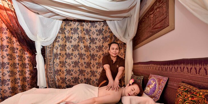 Relaxačná thajská olejová masáž chrbta a nôh