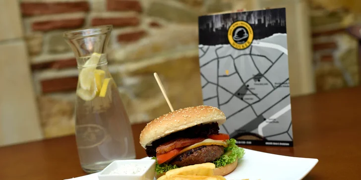 Poriadne obložený jelení či vegeburger - jedinečná akcia výlučne len pre Zľavomaťákov!