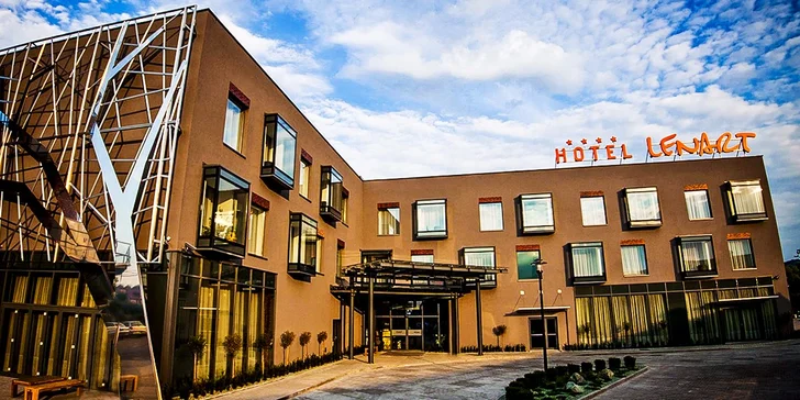 Luxus, umenie, dizajn, profi služby, špičková gastronómia a to všetko pod jednou strechou! Nezmeškajte príležitosť unikátnej dovolenky pre dvoch!