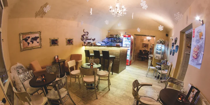 Čerstvé panini s džúsom alebo čajom v Grand caffe