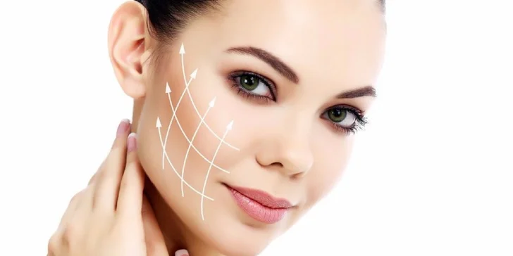Totálny facelift pleti kmeňovými bunkami s ulterapiou