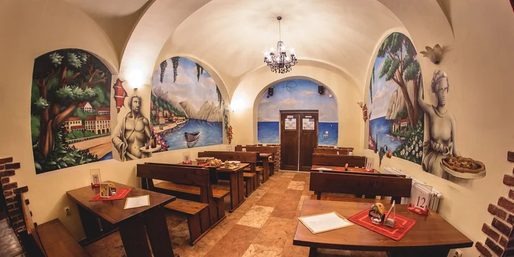 Kuracie stripsy, rezne či hovädzí burger s hranolčekmi