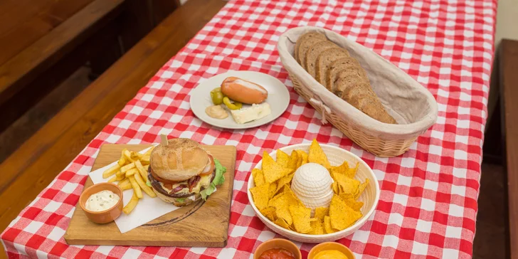 Vstupenka na Country bál Bumerang - menu v cene!