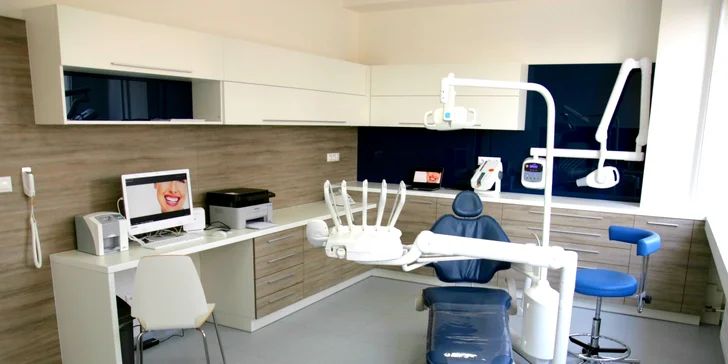 Kompletná dentálna hygiena alebo bielenie zubov