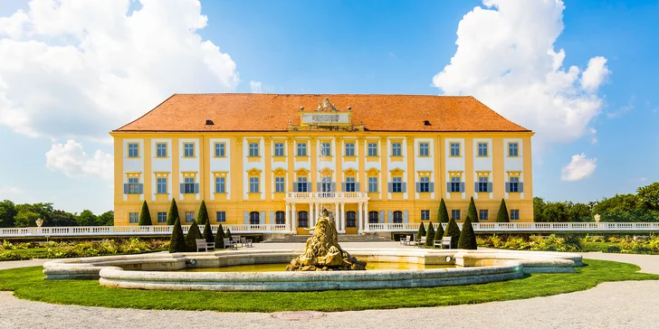 Zájazd do Rakúska na zámok Schloss Hof a návšteva čokoládovne Hauswirth