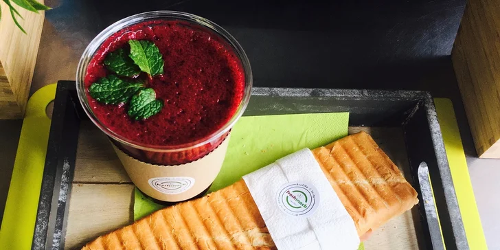 Zdravý olovrant! Smoothie alebo panini zo Snack Baru s donáškou