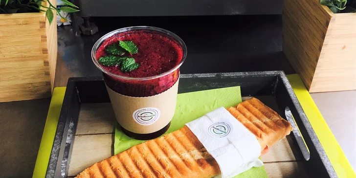 Zdravý olovrant! Smoothie alebo panini zo Snack Baru s donáškou