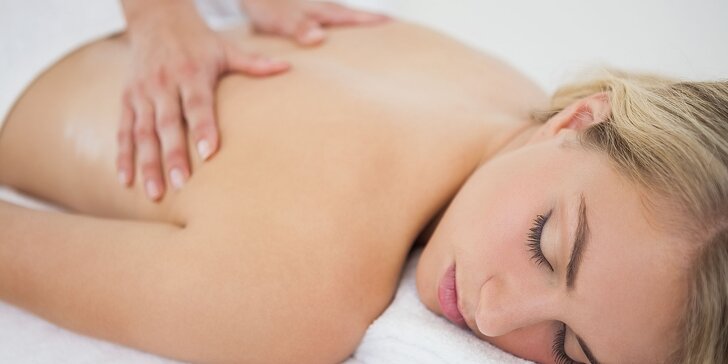 Relaxačná masáž chrbta alebo špeciálna detská masáž