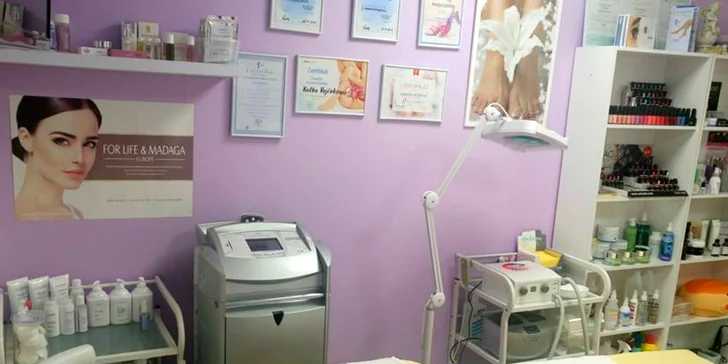 Japonská či wellness manikúra alebo gél lak
