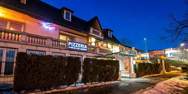 Pizza z pravej pece