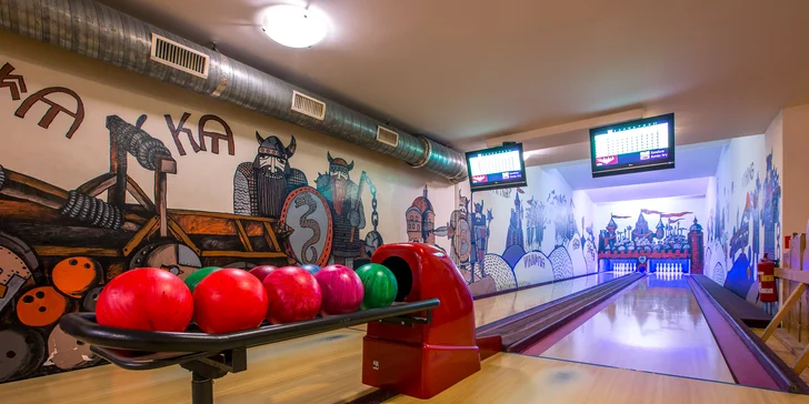 Bowling a k tomu pivné pochutiny alebo pečené bavorské koleno