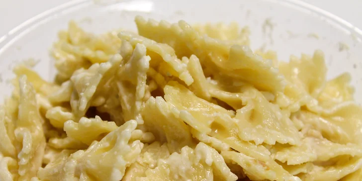 ROZVOZ: 2× alebo 3× Pizza, cestoviny alebo šalát