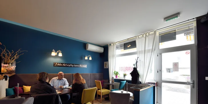 Vychutnajte si včerajšie noviny pri šálke kávy s prekvapením