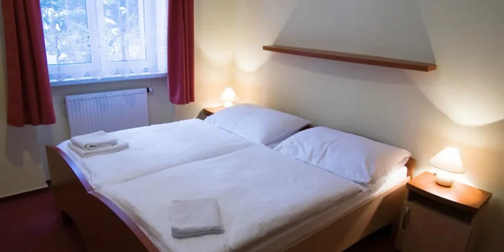 Jarné wellness rozmaznávanie s pivným či vinným kúpeľom v Beskydoch