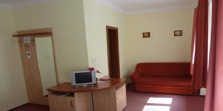 Jarné wellness rozmaznávanie s pivným či vinným kúpeľom v Beskydoch