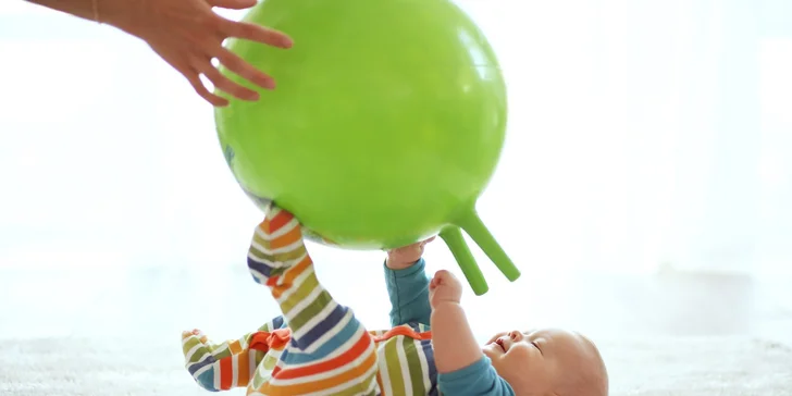 Cvičenie pre deti vo veku od 6 do 8 mesiacov