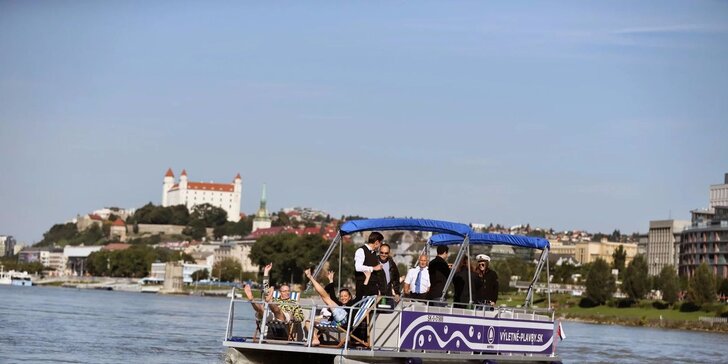 Hor sa na palubu! Plavba výletnou loďou po Dunaji pre celé partie!
