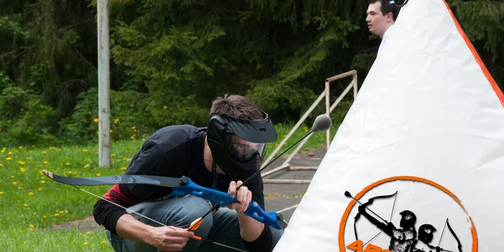 NOVÝ zážitok! Lukostrelecká vybíjaná - Archery Strike