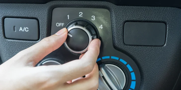 Servis a čistenie klimatizácie aj s plnením