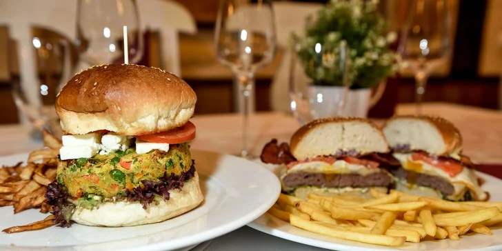 XXL Hovädzí burger alebo vegetariánsky burger