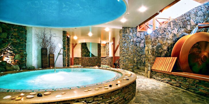 Kontakt wellness hotel s exkluzívnym bazénovým a wellness svetom