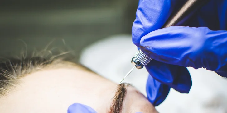 Permanentný make up obočia a pier v Salóne Wanda