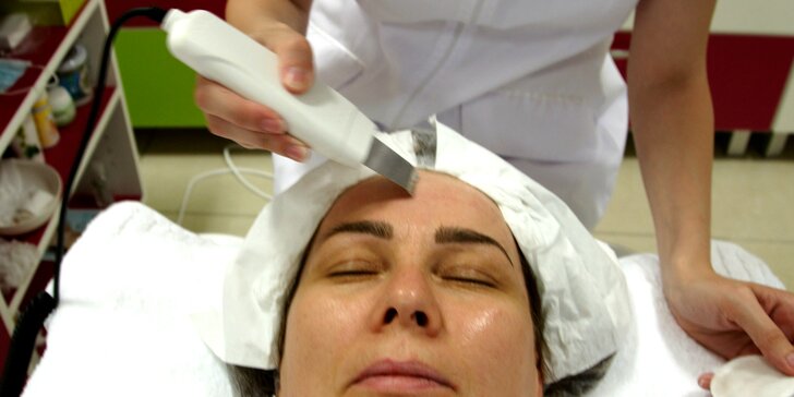 Hĺbkové čistenie pleti alebo ošetrenie s relaxačnou aroma masážou