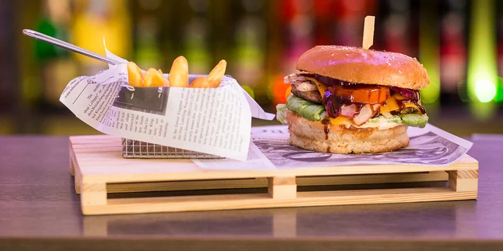 Texas burger s hranolčekmi pre milovníkov chutnej klasiky