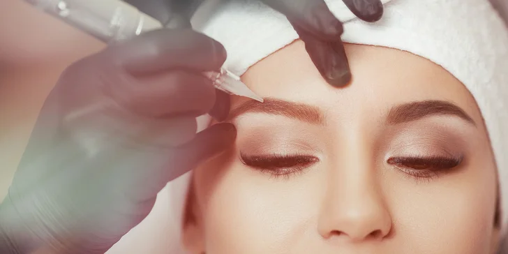 Permanentný make up obočia alebo 4D mihalnice Goldlashes