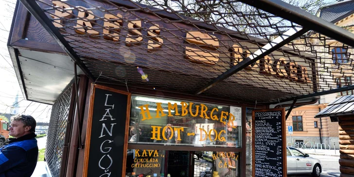 Roastbeef Burger zo 100 % hovädziny v centre mesta