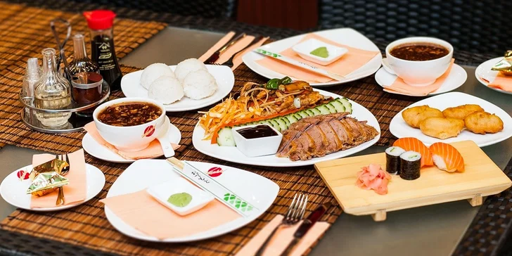 4-chodové ázijské menu pre dvoch v Avione
