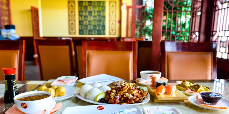 4-chodové ázijské menu pre dvoch v Avione