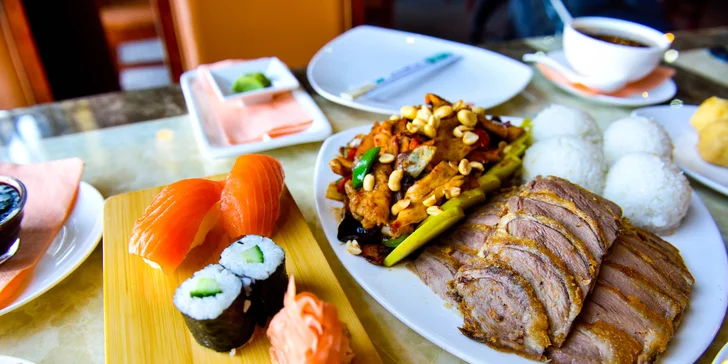 4-chodové ázijské menu pre dvoch v Avione