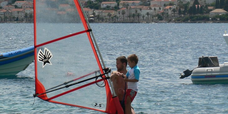 Kurz windsurfingu na Seneckých jazerách a požičanie neoprénu!