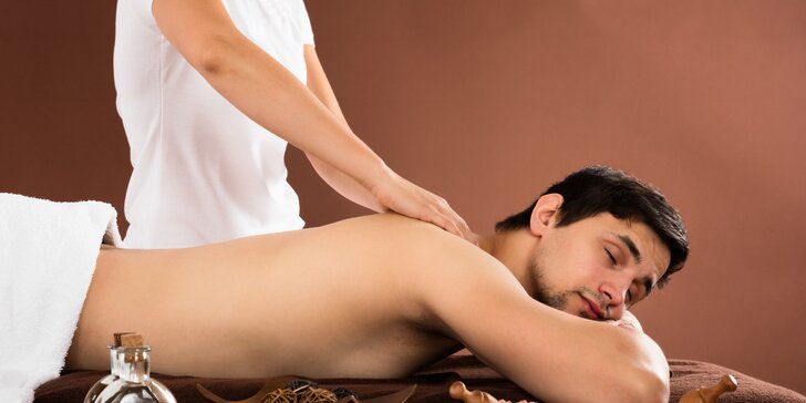 Klasická športová masáž alebo masáž s lávovými kameňmi