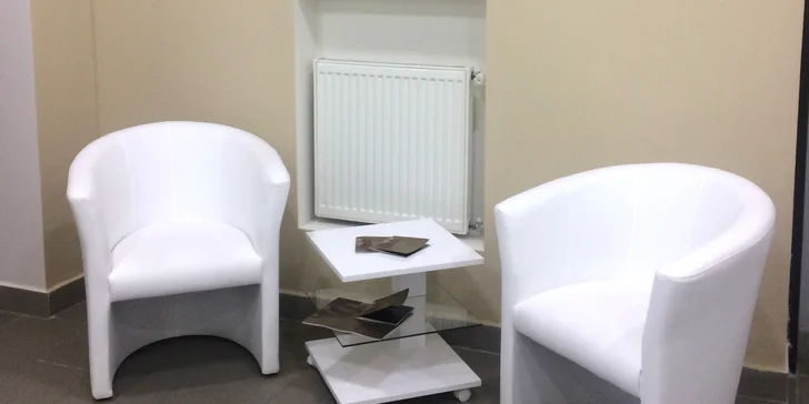 Strih a farbenie vo vlasovom štúdiu Shape!