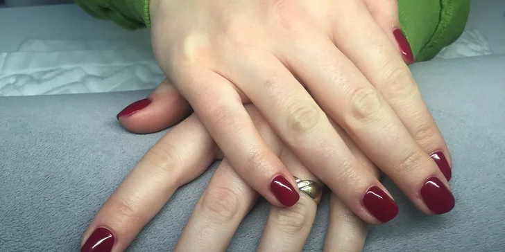 Klasická alebo japonská manikúra, alebo Shellac lakovanie